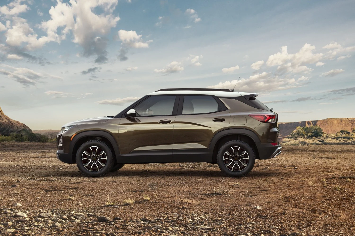 Chevrolet Trailblazer 1.2 ECOTEC Turbo (137 Hp) CVT2020 - 2023 thumbnail 2
