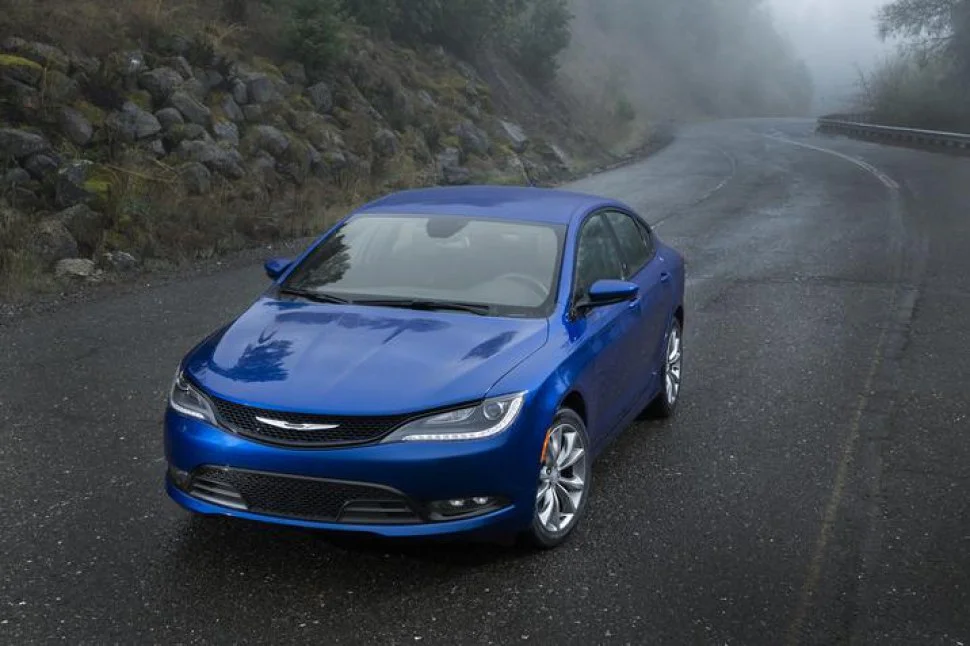 Chrysler 200 modeli