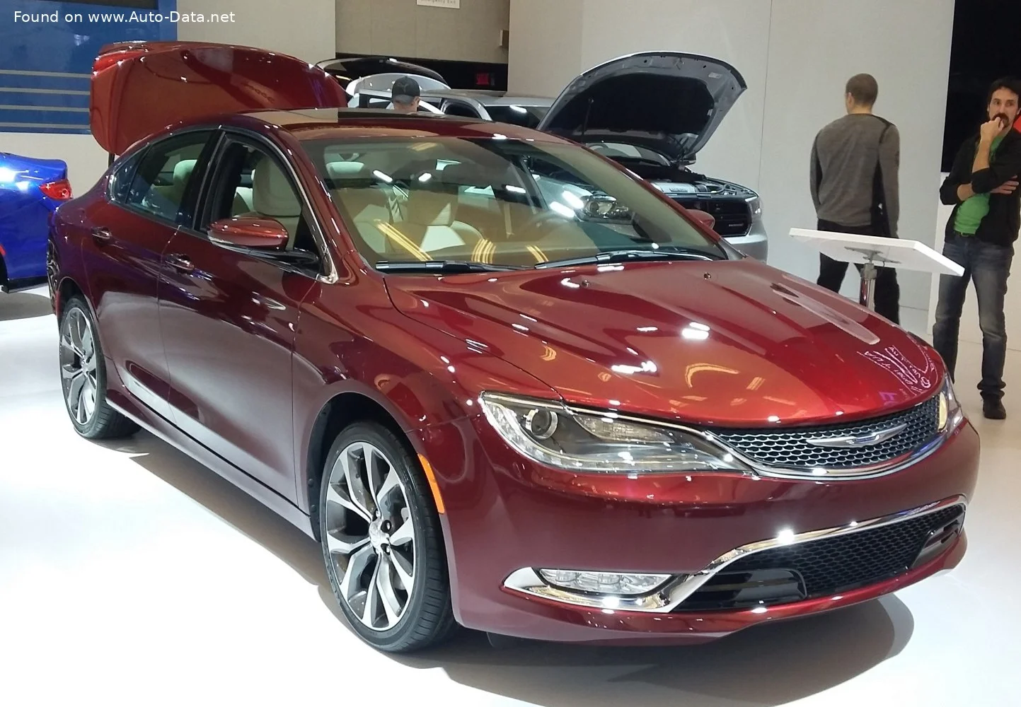 Chrysler 200 2.4 (184 Hp) Automatic Stop-Start2015 - 2017 thumbnail 13