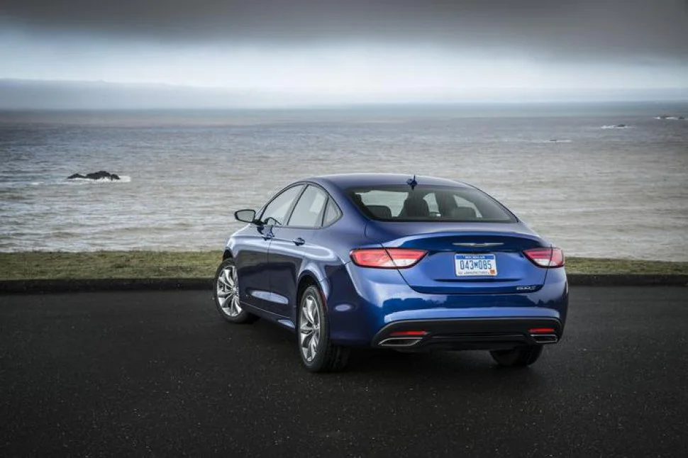 Chrysler 200 2.4 (184 Hp) Automatic Stop-Start2015 - 2017 thumbnail 6