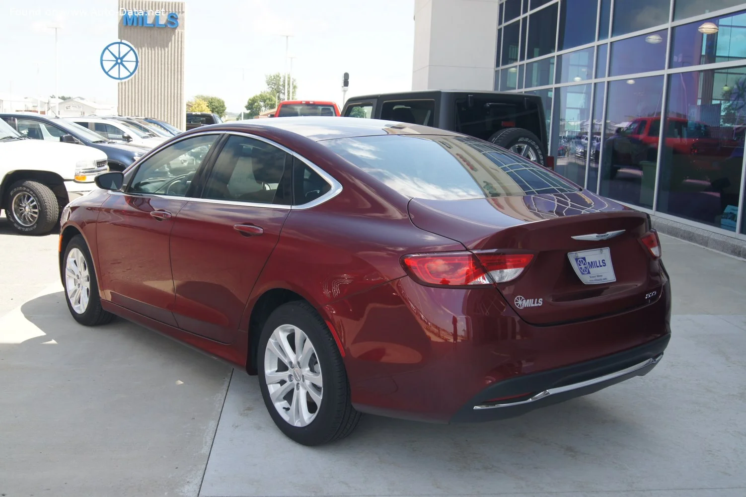 Chrysler 200 2.4 (184 Hp) Automatic Stop-Start2015 - 2017 thumbnail 10