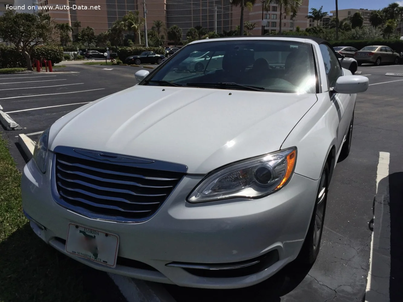Chrysler 200 2.4 (175 Hp) Automatic2011 - 2014 thumbnail 4