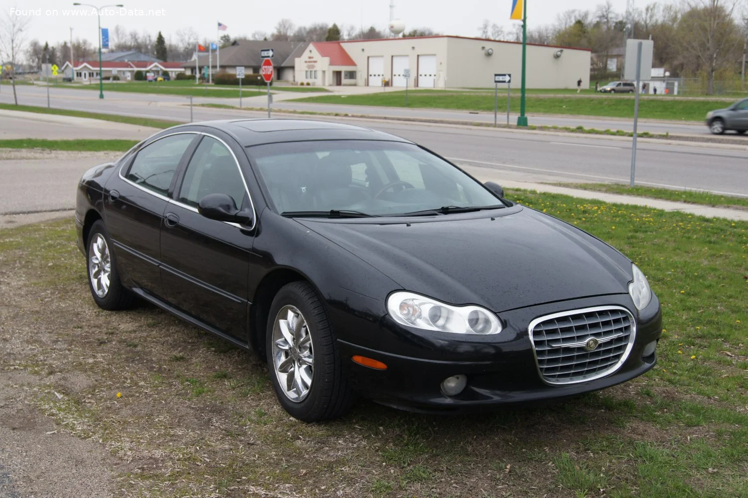 Chrysler LHS modeli