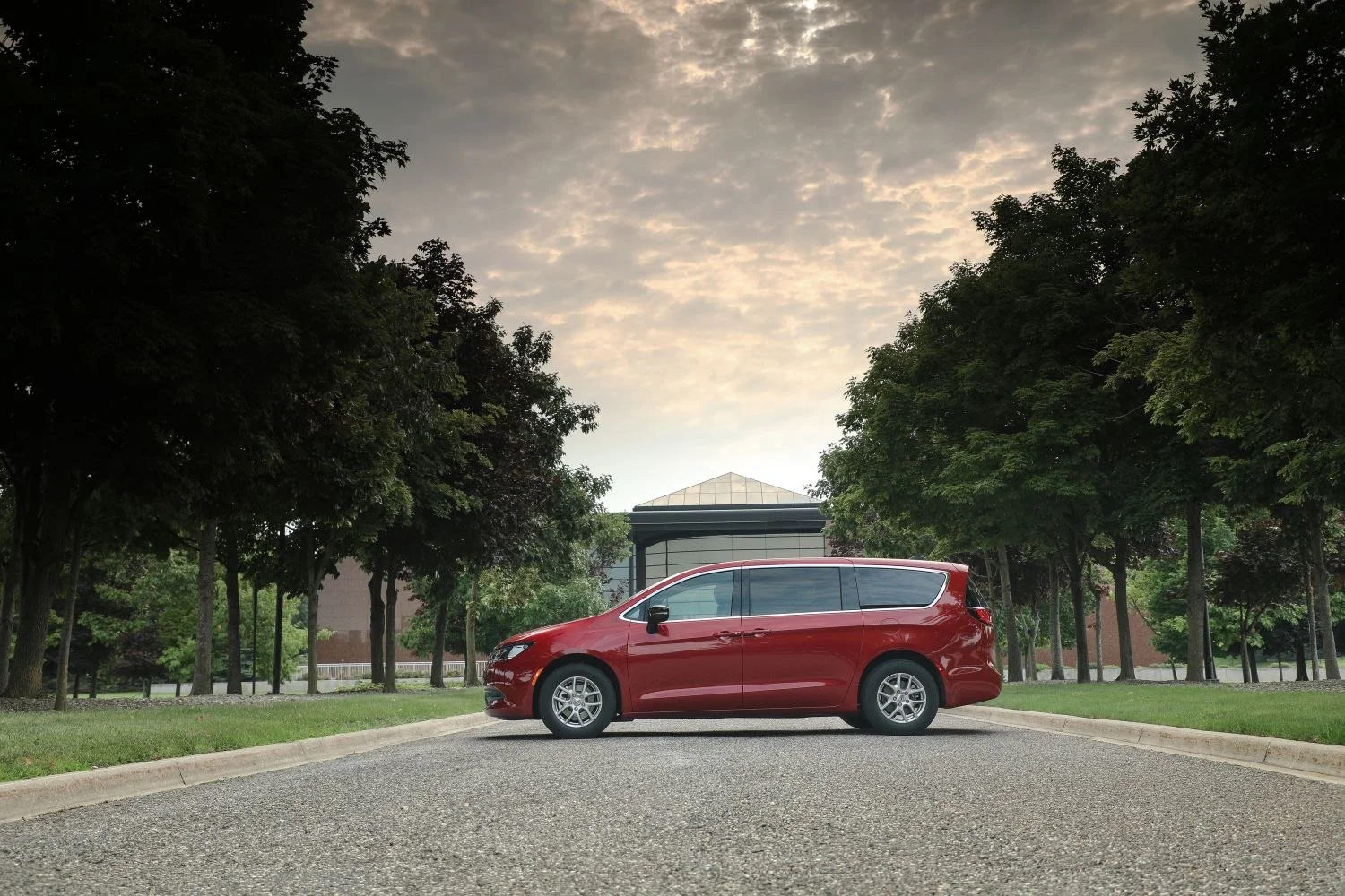 Chrysler Voyager 3.6 Pentastar V6 (291 Hp) TorqueFlite2019 - 2021 thumbnail 14