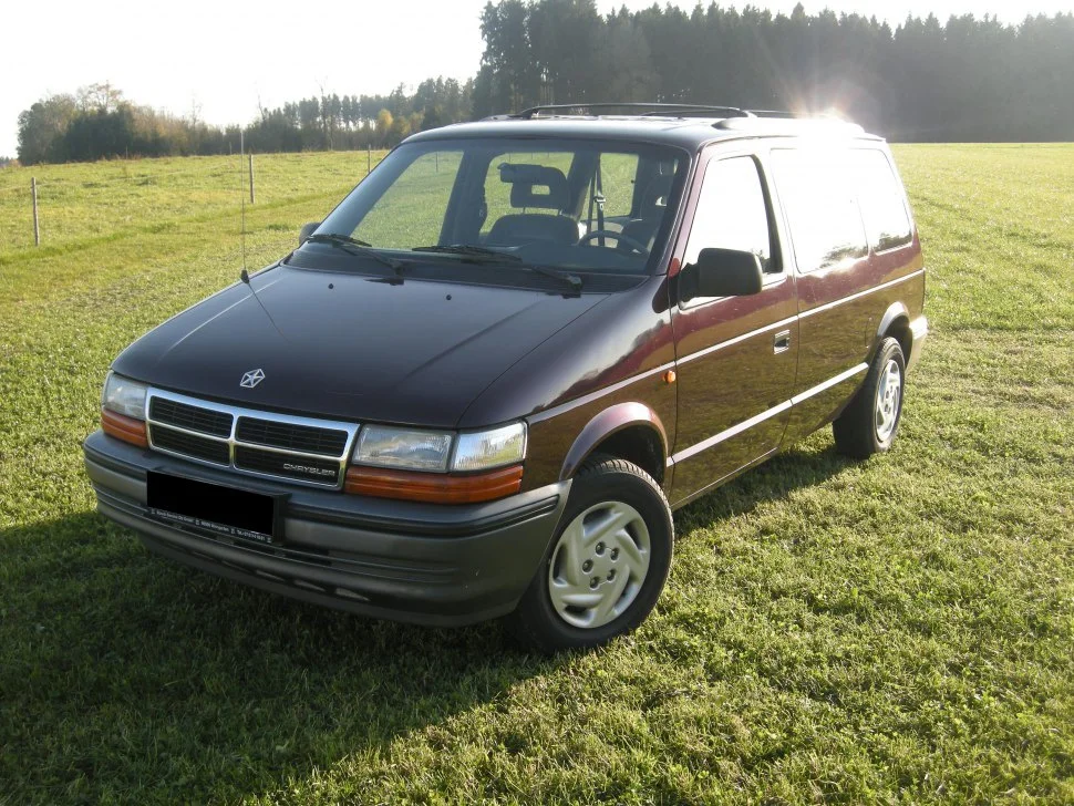 Chrysler Voyager 2.5 i (101 Hp)1990 - 1995 - 1