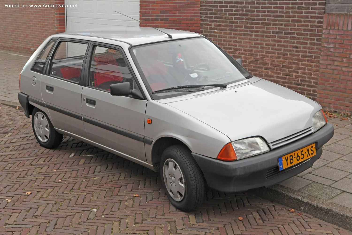 Citroen AX 10 E 1.0 (42 Hp)1987 - 1991 thumbnail 4