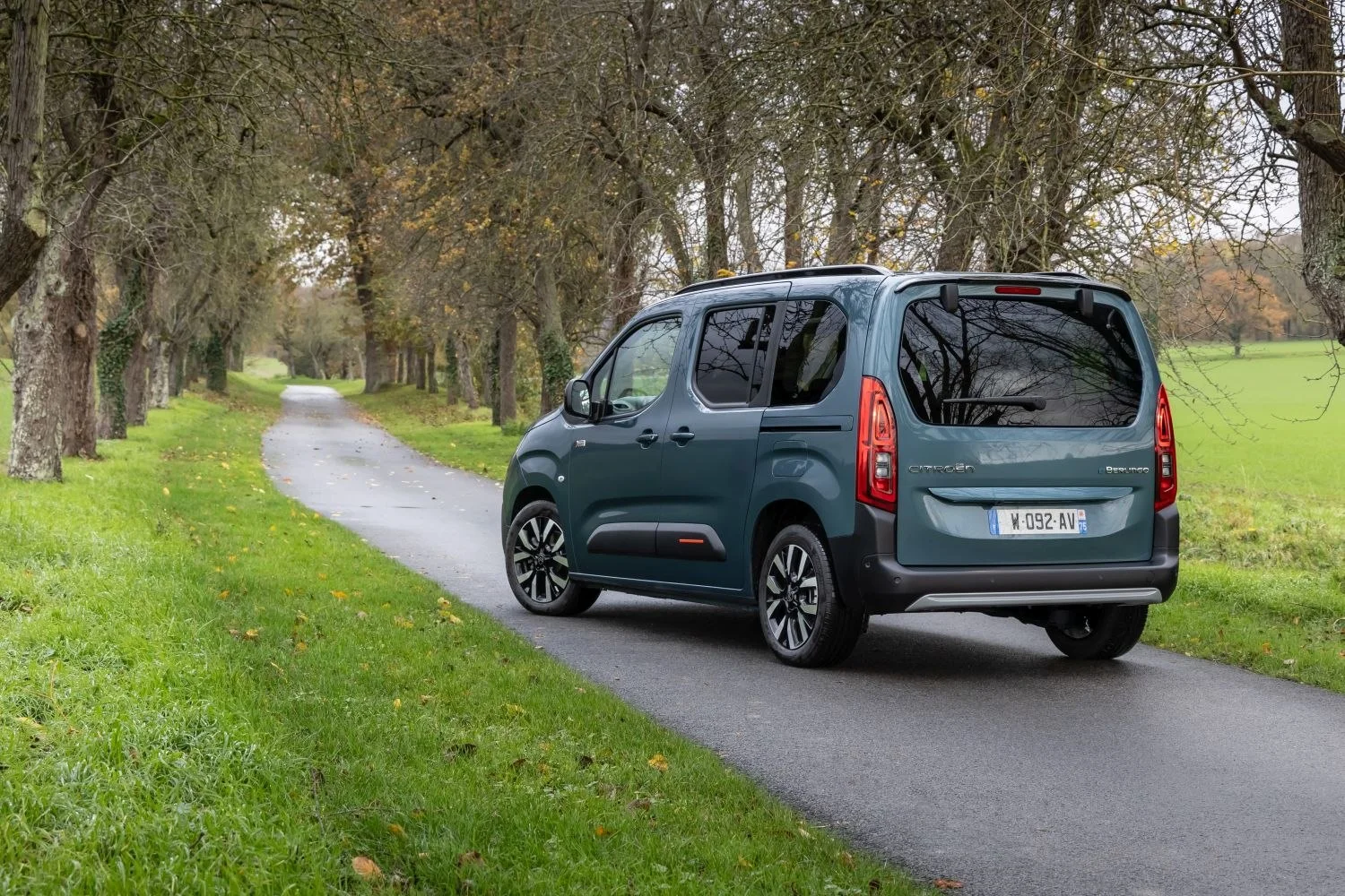 Citroen Berlingo 1.2 PureTech (110 Hp)2024 - thumbnail 2
