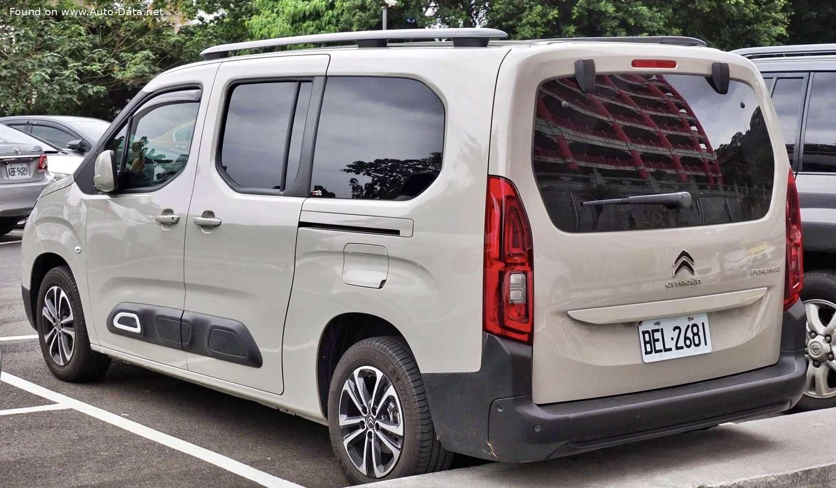 Citroen Berlingo 1.2 PureTech (110 Hp) S&S2018 - 2024 thumbnail 2