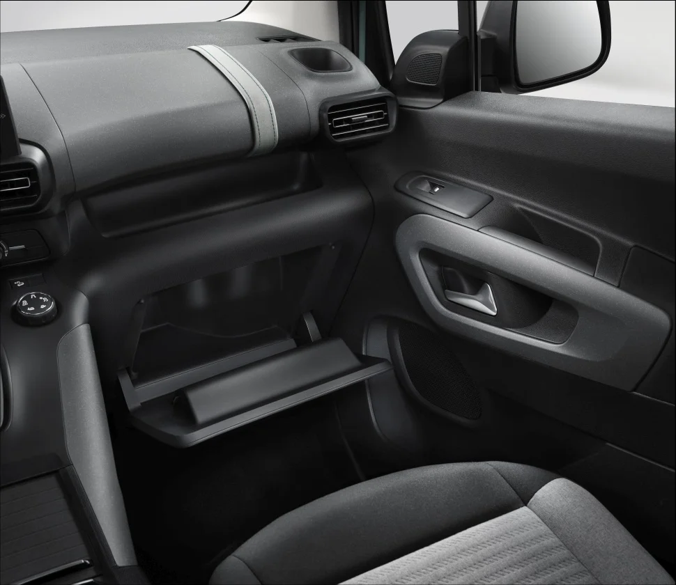 Citroen Berlingo 1.2 PureTech (110 Hp) S&S2018 - 2024 thumbnail 16