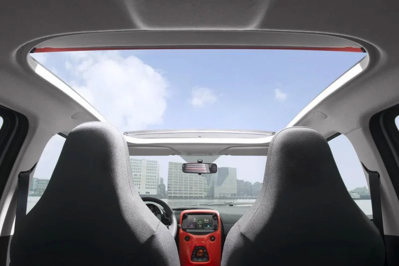 Citroen C1 1.0 VTi (69 Hp)2014 - 2018 thumbnail 8
