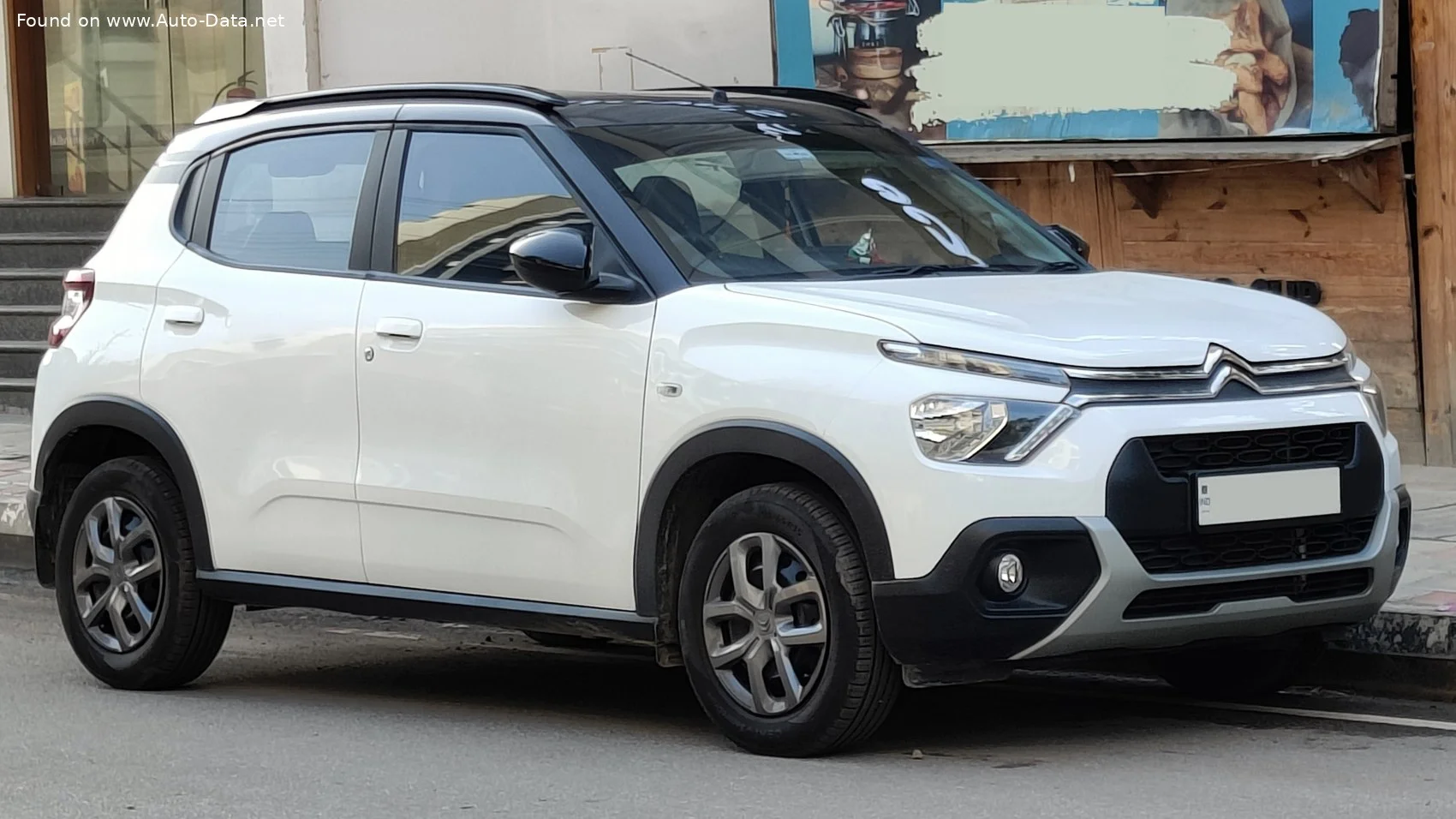 Citroen C3 1.2 PureTech (110 Hp)2022 - - 1
