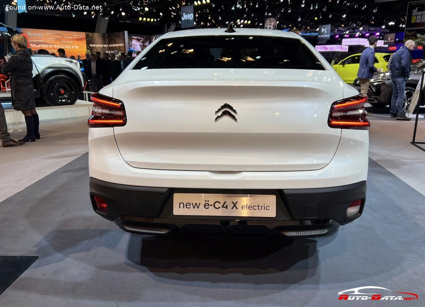 Citroen C4 X 1.2 (136 Hp) Mild Hybrid e-DSC2024 - 2024 thumbnail 8
