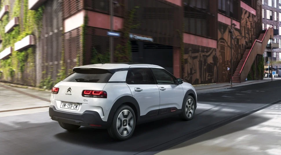 Citroen C4 1.2 PureTech (110 Hp)2018 - 2018 thumbnail 2