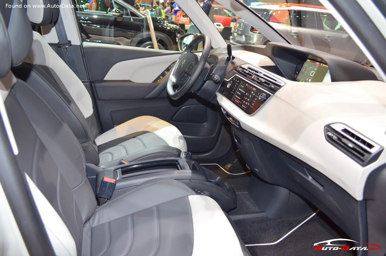 Citroen C4 1.2 PureTech (131 Hp)2018 - 2022 thumbnail 7