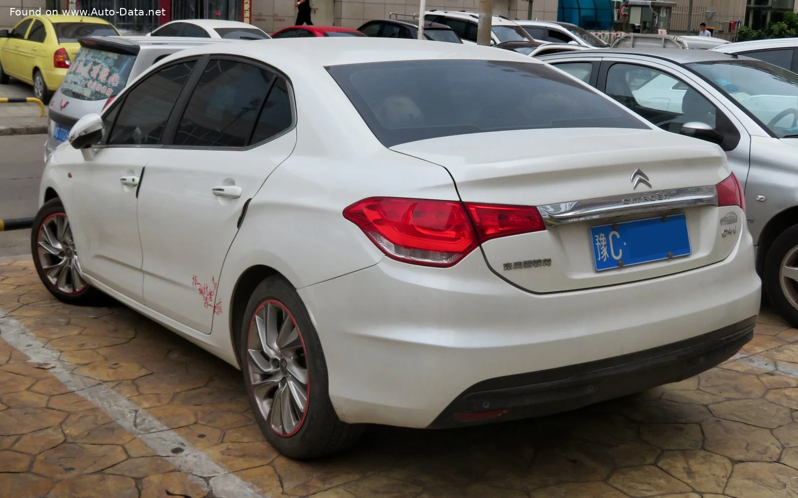 Citroen C4 1.6 THP (163 Hp) Automatic2012 - 2016 thumbnail 2