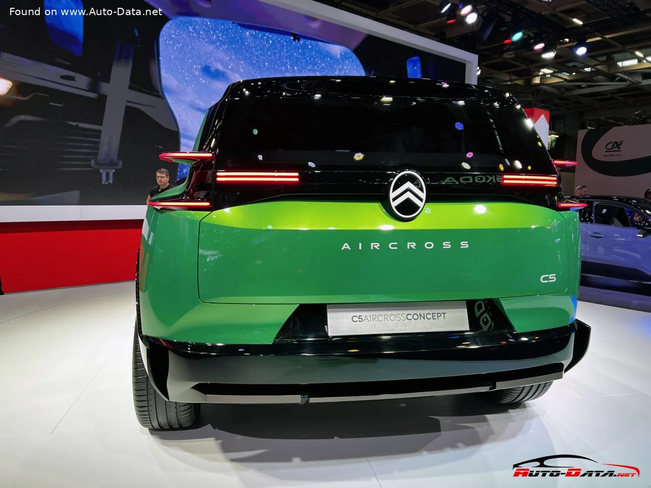 Citroen C5 Aircross Citroen C5 Aircross concept thumbnail 7