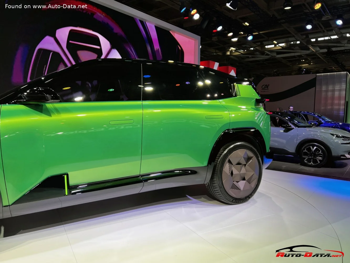 Citroen C5 Aircross Citroen C5 Aircross concept thumbnail 10