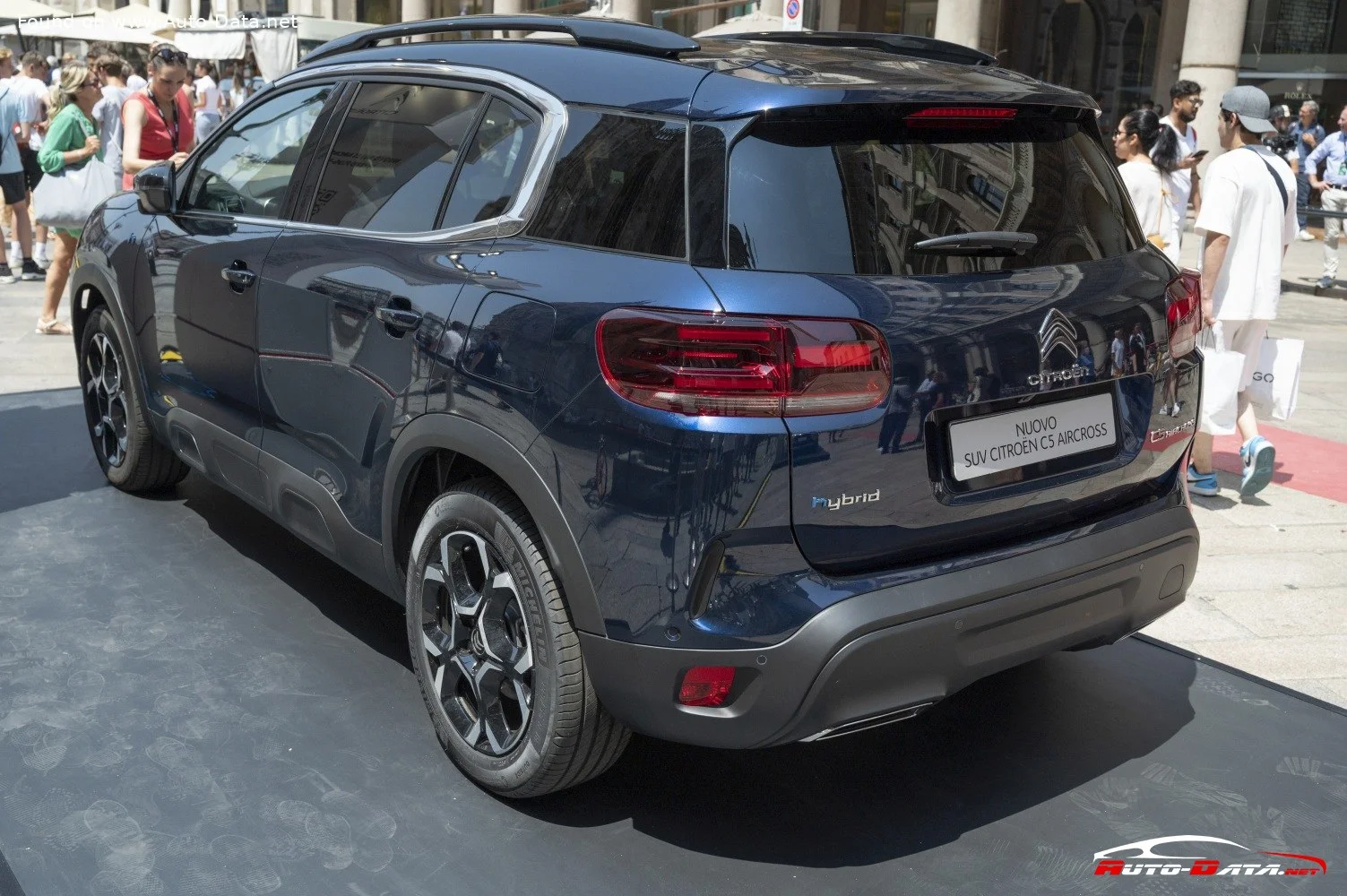 Citroen C5 Aircross 1.2 (136 Hp) Mild Hybrid e-DSC2023 - 2025 thumbnail 18