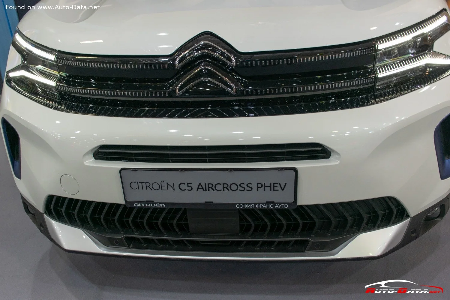 Citroen C5 Aircross 1.2 (136 Hp) Mild Hybrid e-DSC2023 - 2025 thumbnail 8