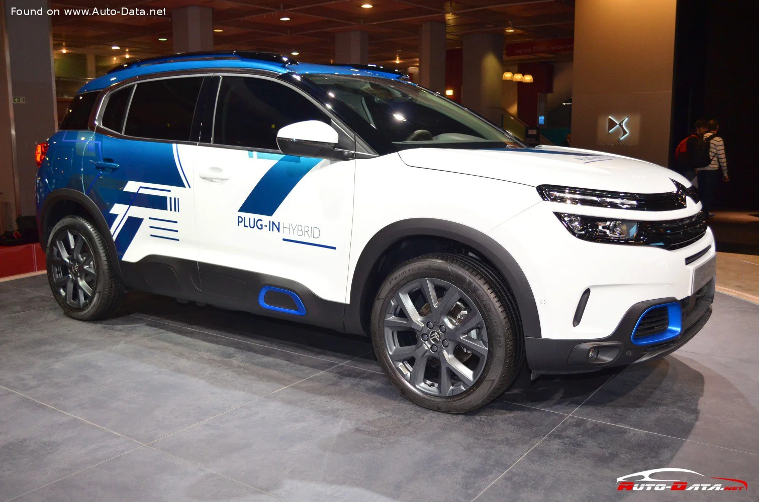 Citroen C5 Aircross Citroen C5 Aircross Plug-in Hybrid Concept - 1