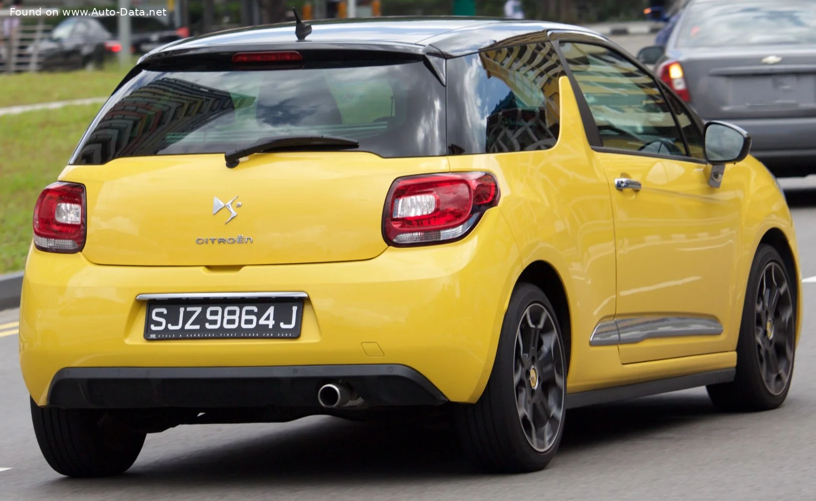 Citroen DS3 1.2 e-VTi PureTech (82 Hp) ETG2013 - 2014 thumbnail 2