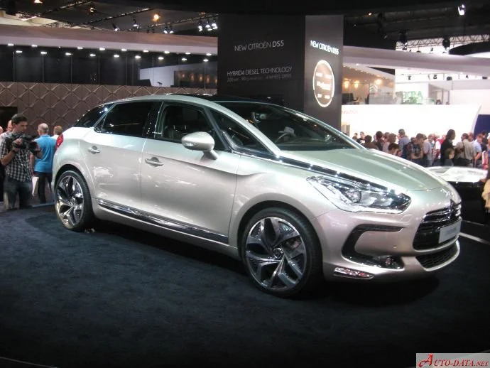 Citroen DS5 1.6 BlueHDi (120 Hp)2014 - 2015 thumbnail 17