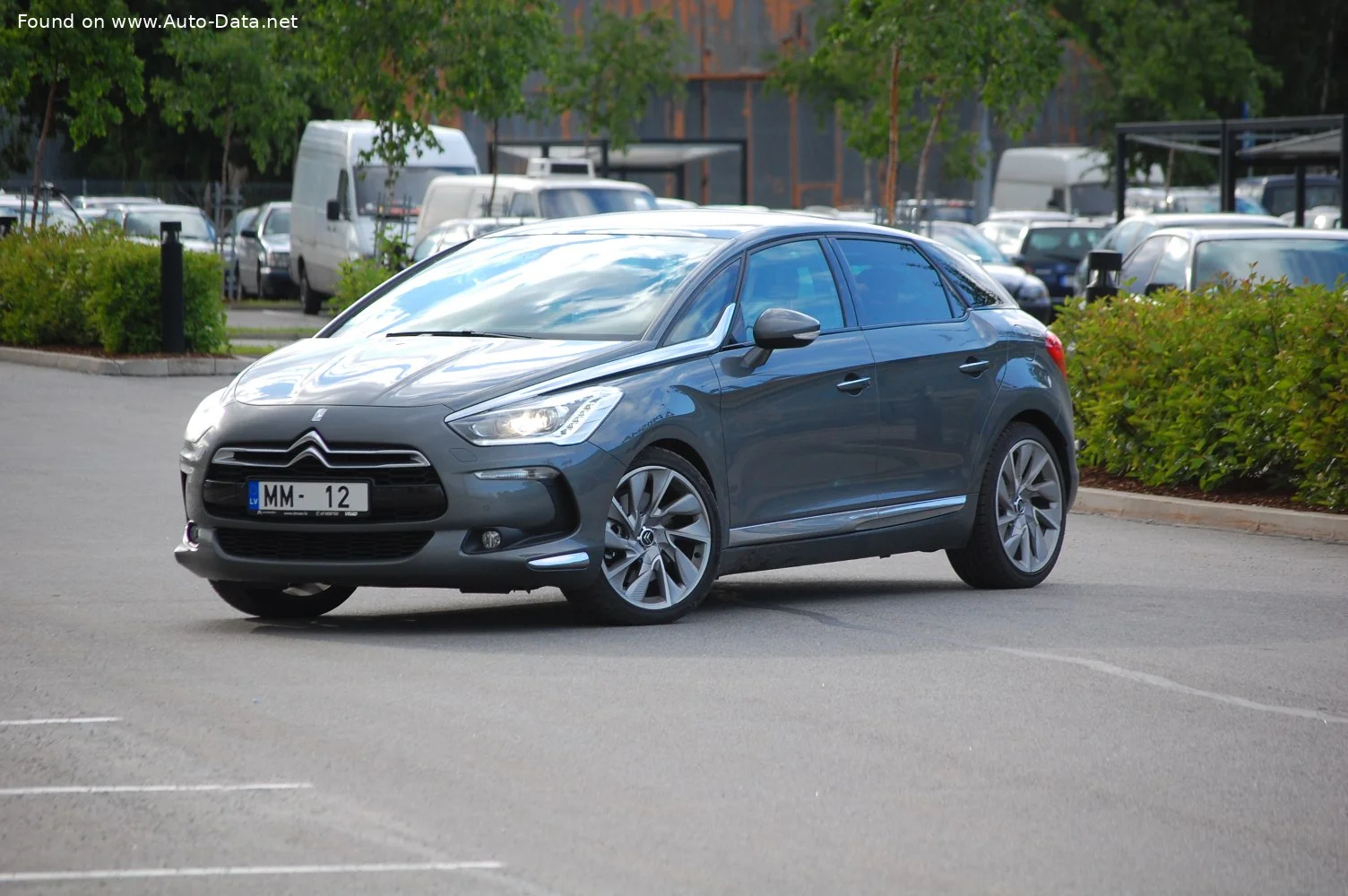 Citroen DS5 1.6 BlueHDi (120 Hp)2014 - 2015 thumbnail 8