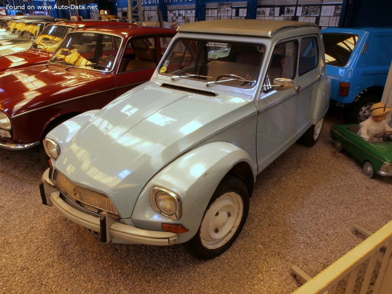 Citroen Dyane 0.4 (21 Hp)1967 - 1968 thumbnail 5