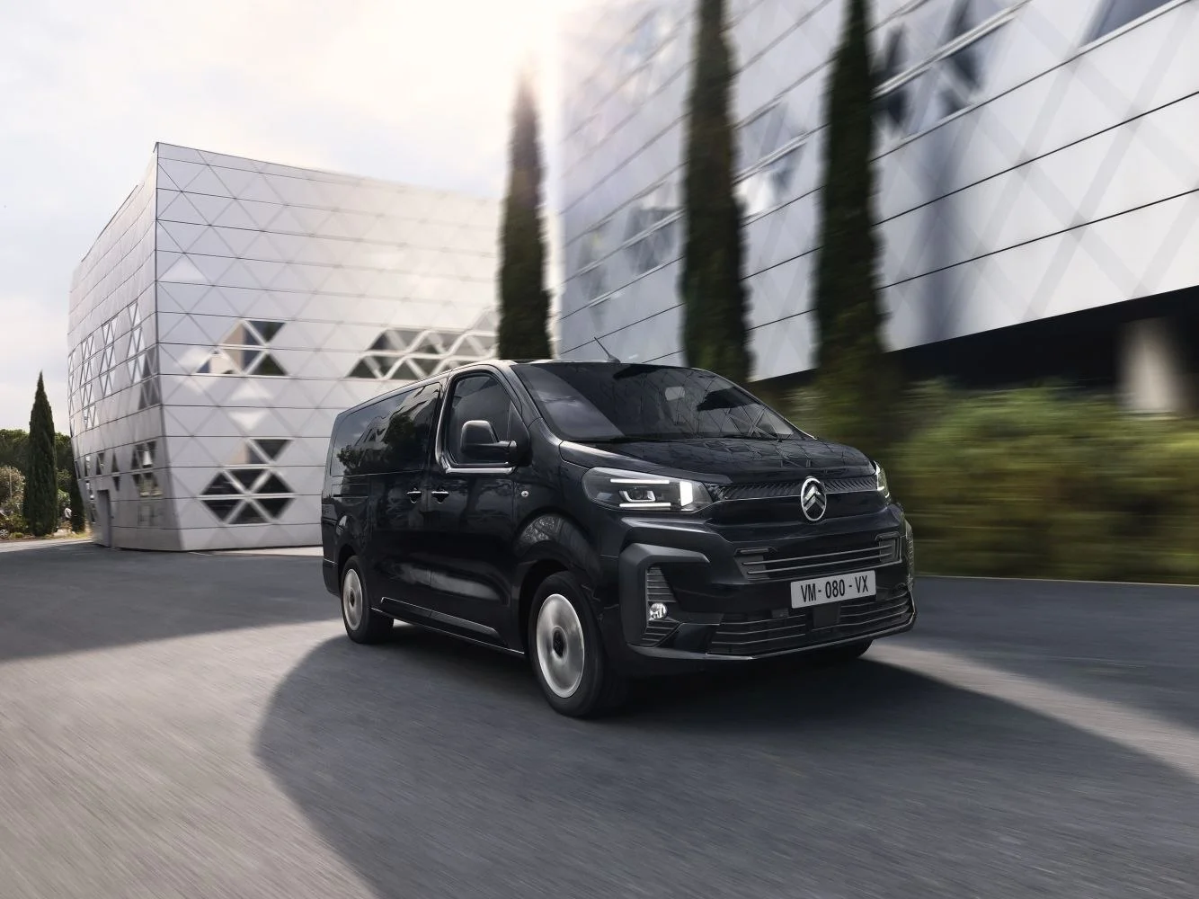 Citroen SpaceTourer 2.0 BlueHDi (177 Hp) Automatic2024 - thumbnail 3