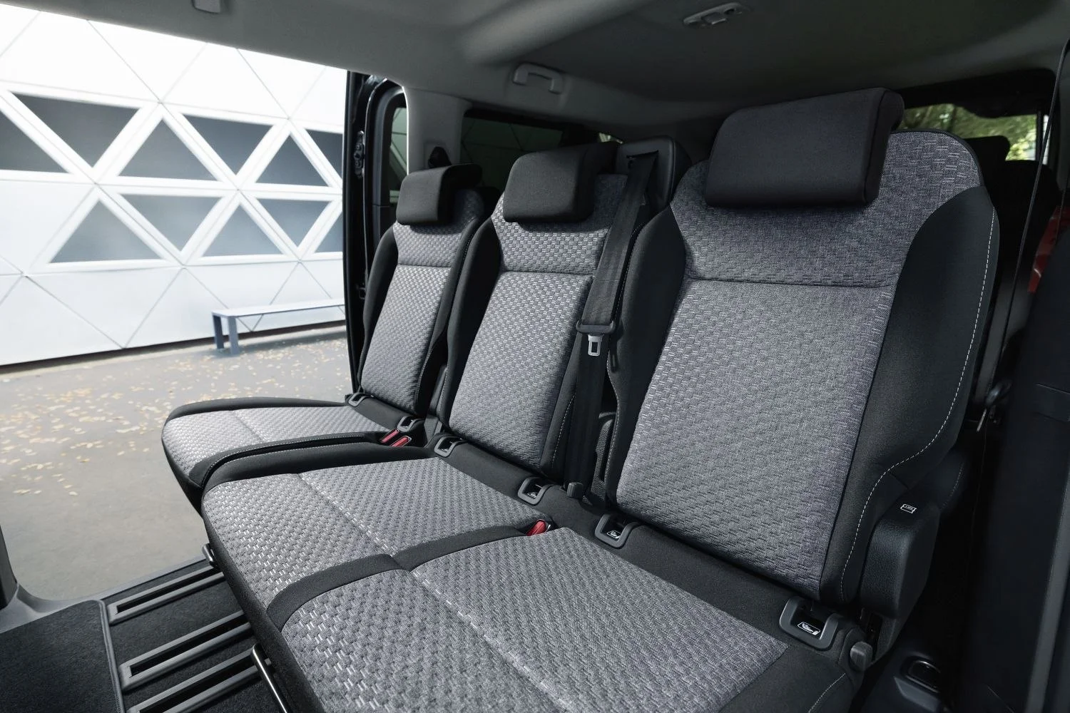 Citroen SpaceTourer 2.0 BlueHDi (177 Hp) Automatic2024 - thumbnail 8