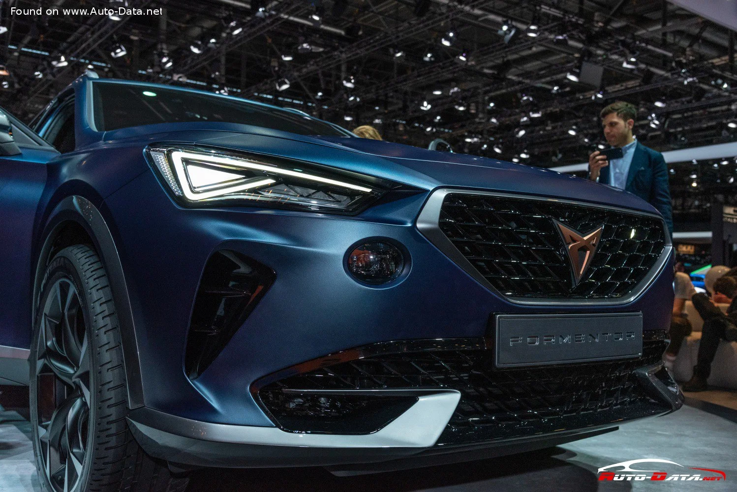 Cupra Formentor Cupra Formentor Concept thumbnail 6