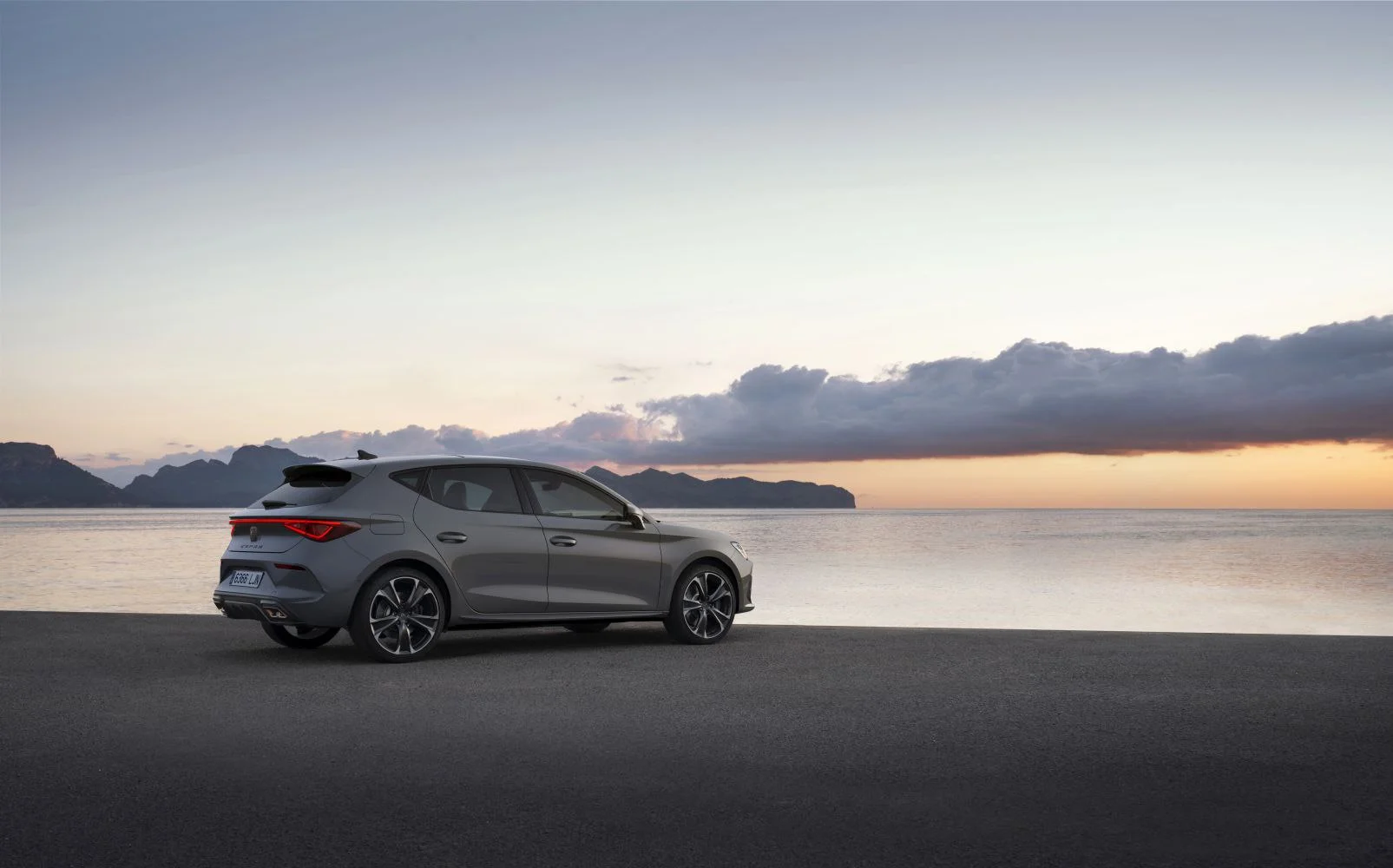 Cupra Leon 1.4 TSI (204 Hp) e-Hybrid DSG2021 - 2024 thumbnail 13
