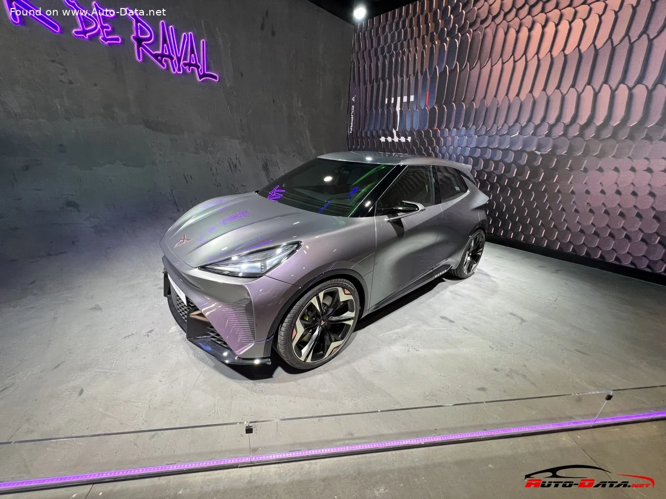 Cupra Raval Cupra Raval concept thumbnail 2