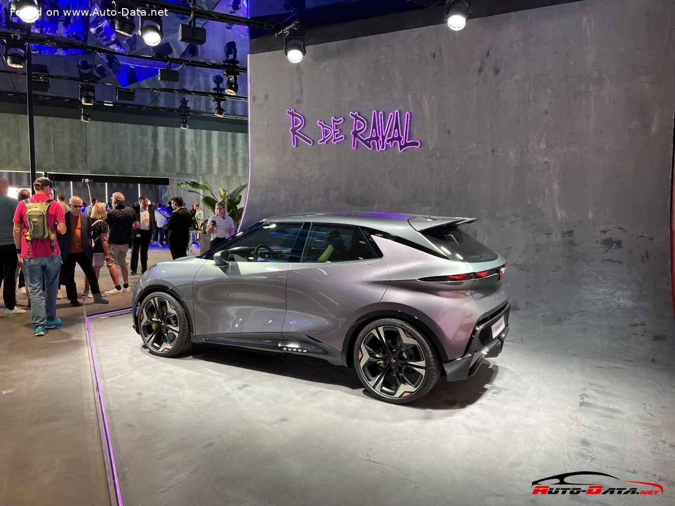 Cupra Raval Cupra Raval concept thumbnail 4