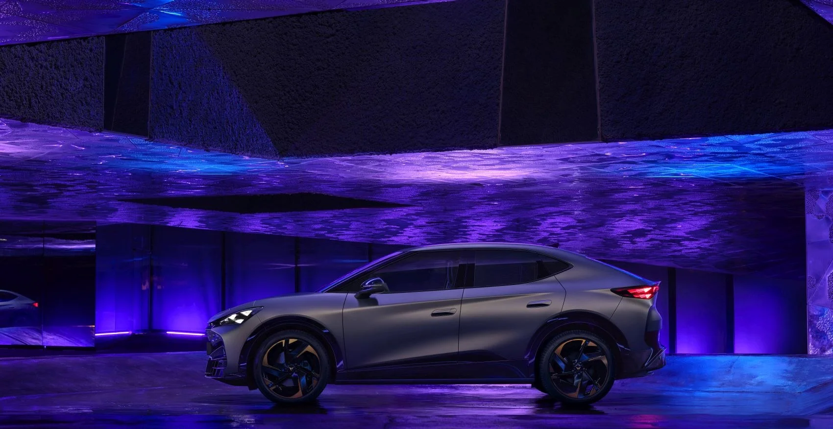 Cupra Tavascan 82 kWh (286 Hp) BEV2023 - thumbnail 5