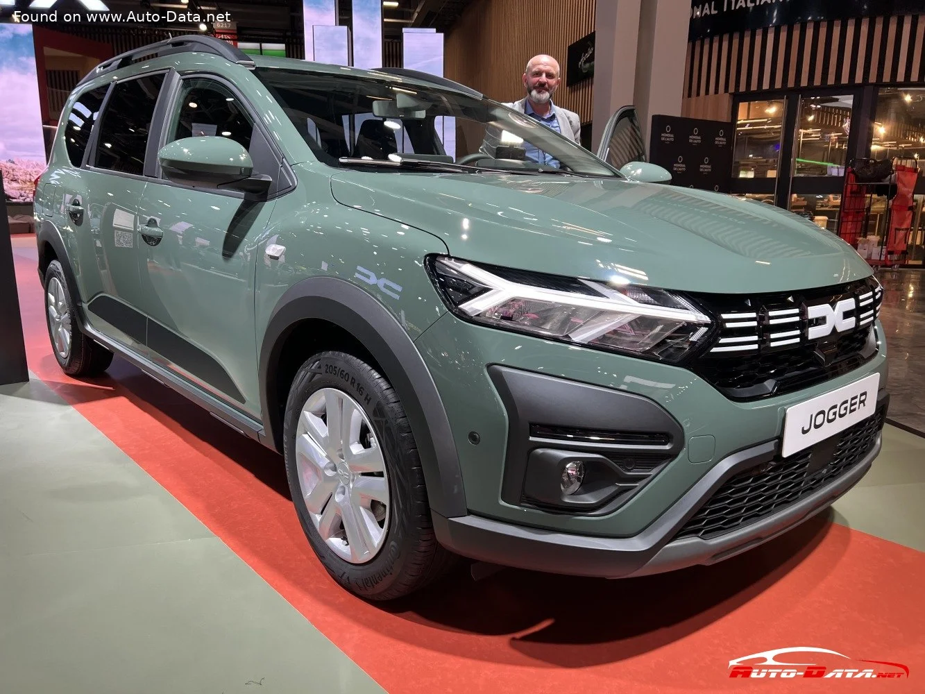 Dacia Jogger 1.0 TCe (110 Hp)2022 - - 1