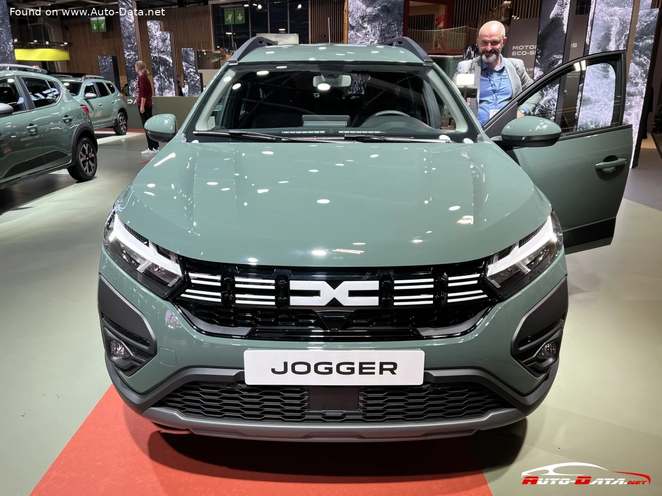 Dacia Jogger 1.0 TCe (110 Hp)2022 - thumbnail 2