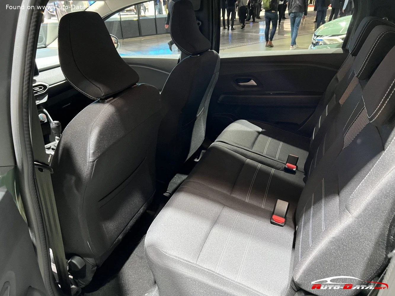 Dacia Jogger 1.0 TCe (110 Hp)2022 - thumbnail 6