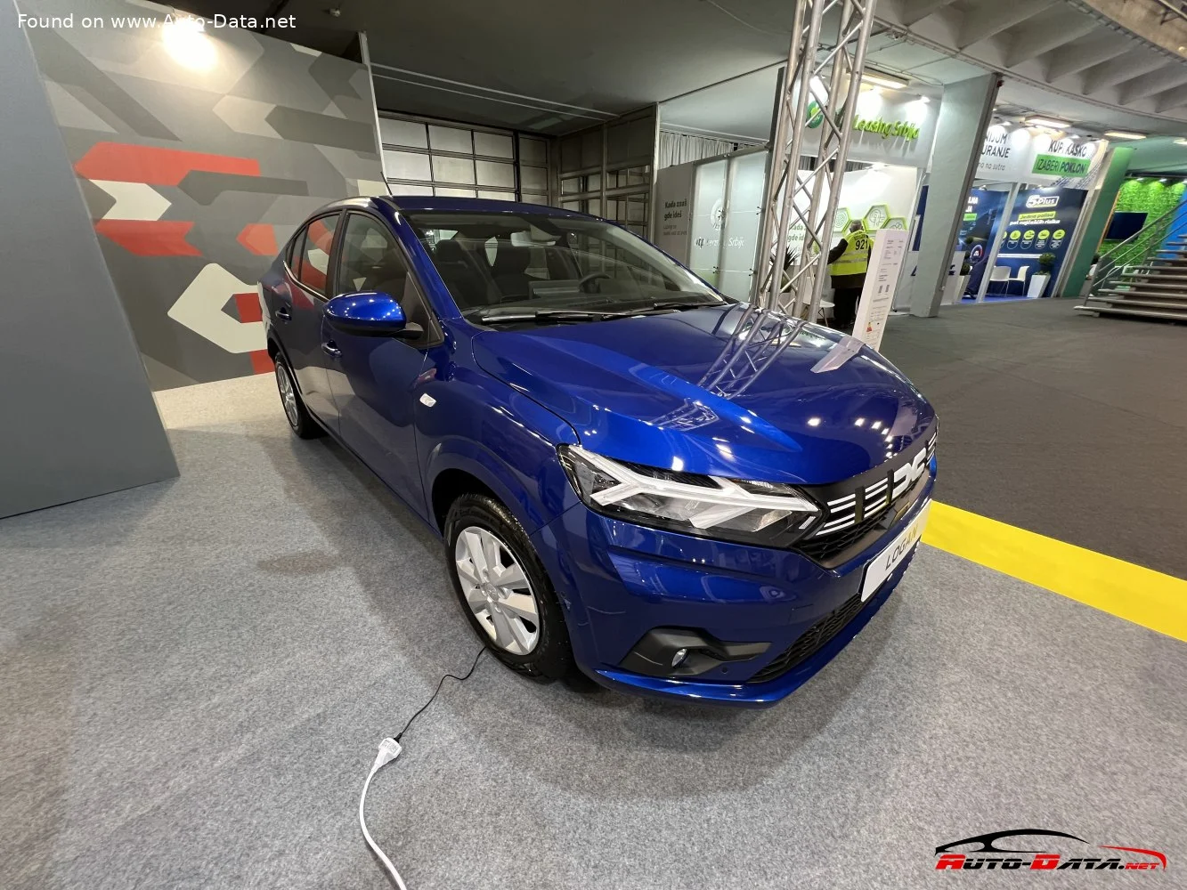 Dacia Logan 1.0 ECO-G 100 (90/100 Hp) LPG Manual 5-speed2022 - thumbnail 11