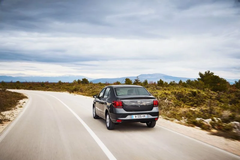 Dacia Logan 0.9 TCe 90 CP (90 Hp)2016 - 2018 thumbnail 9