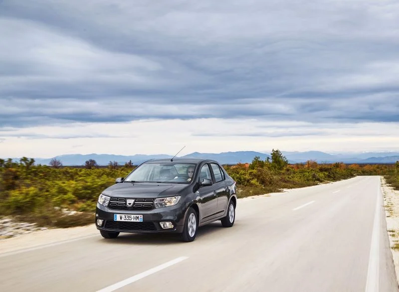 Dacia Logan 0.9 TCe 90 CP (90 Hp)2016 - 2018 thumbnail 10