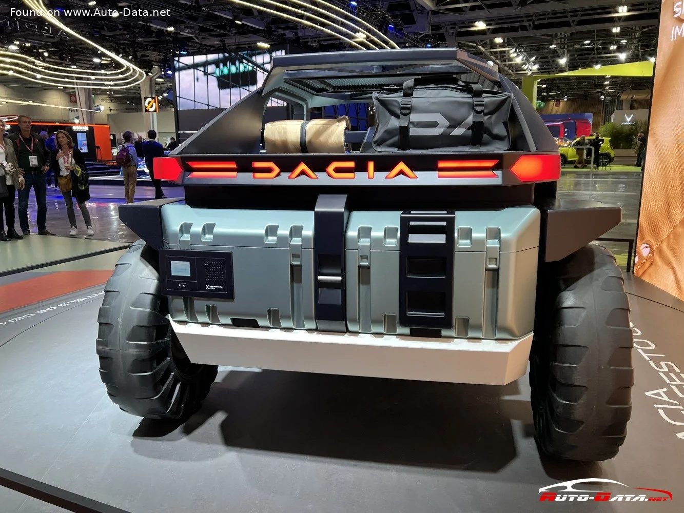 Dacia Manifesto Dacia Manifesto (Concept) thumbnail 6
