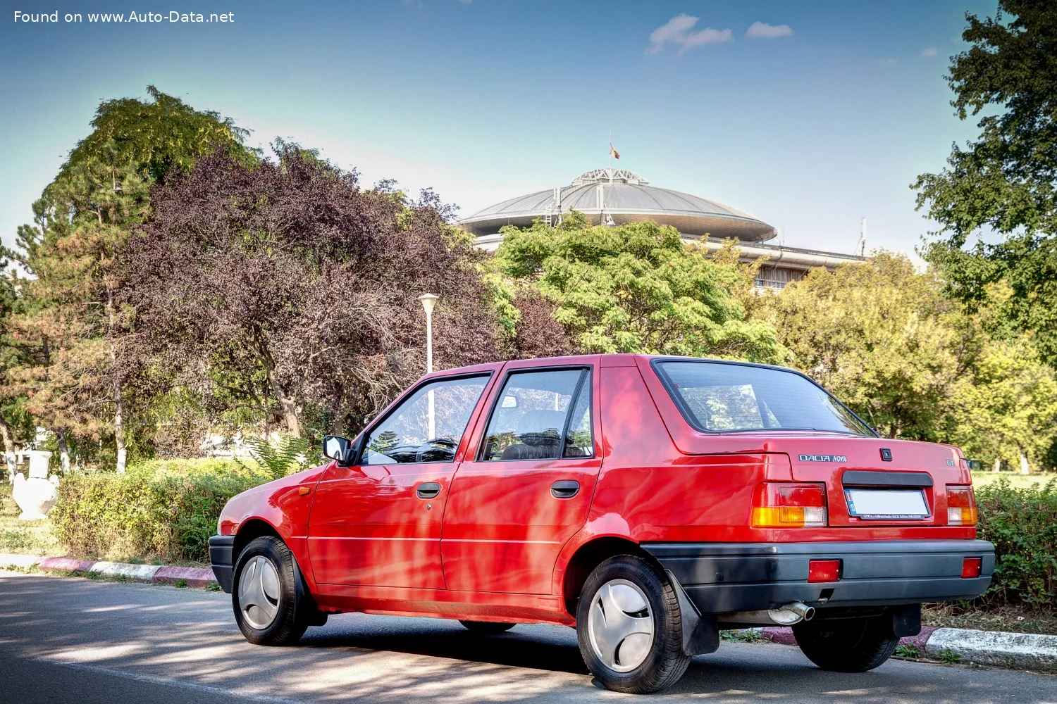Dacia Nova 1.4 (62 Hp)1995 - 2000 thumbnail 2