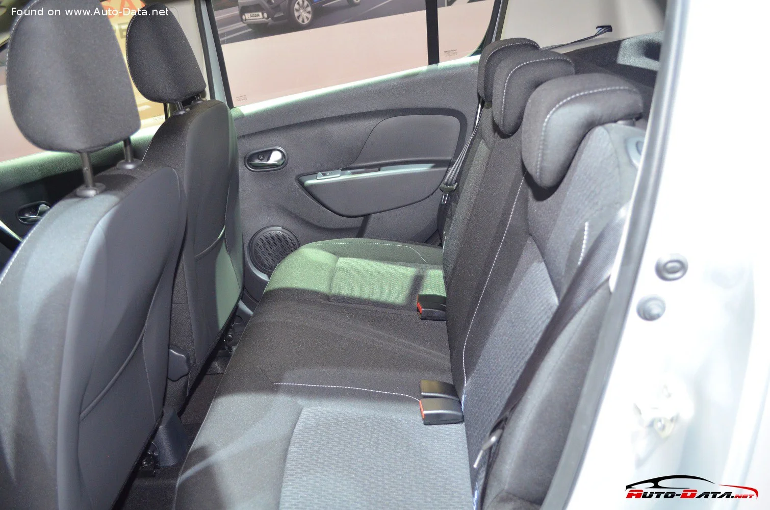 Dacia Sandero 0.9 TCe (90 Hp) LPG Start&Stop2016 - 2020 thumbnail 11