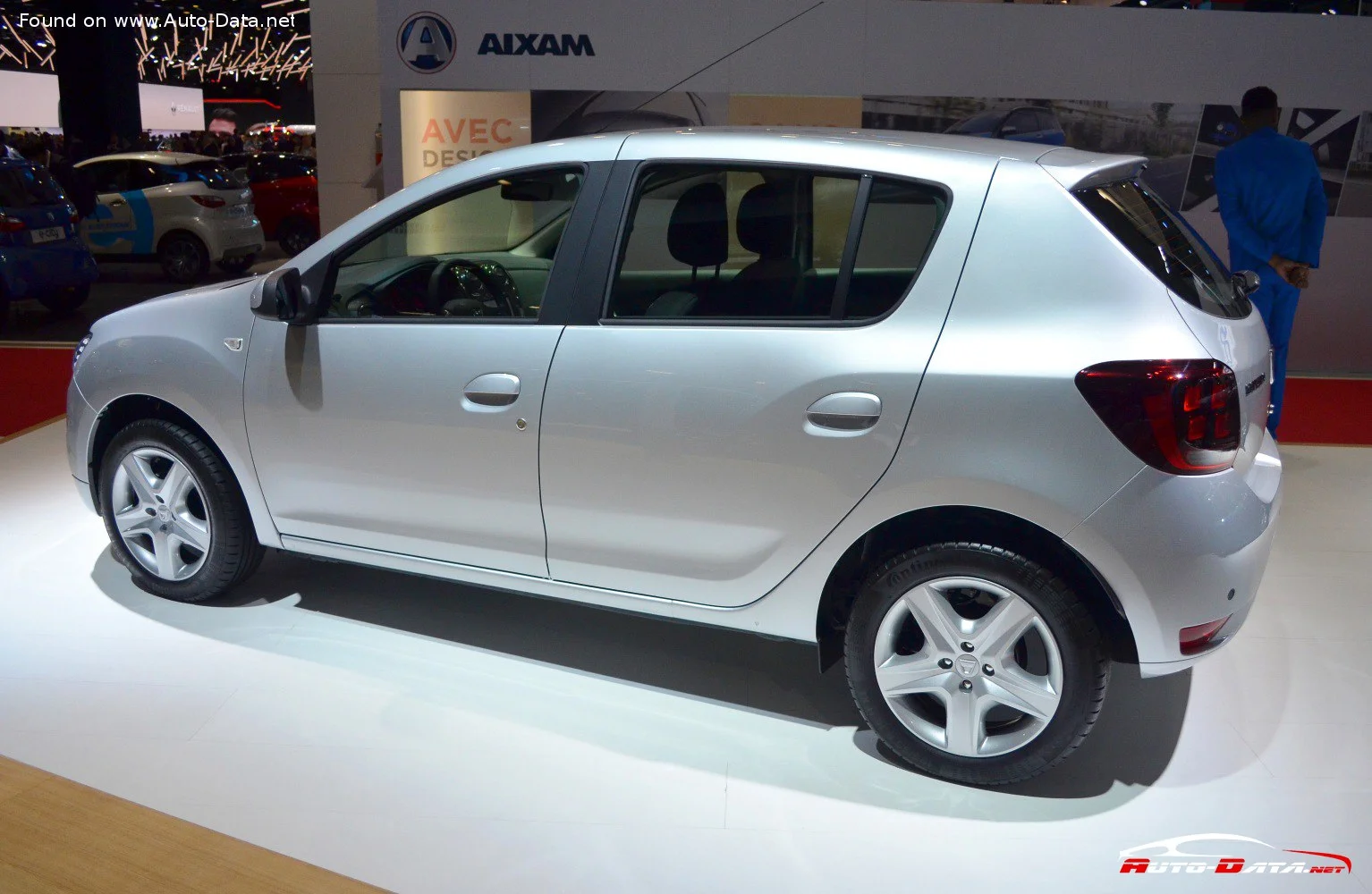 Dacia Sandero 0.9 TCe (90 Hp) LPG Start&Stop2016 - 2020 thumbnail 3