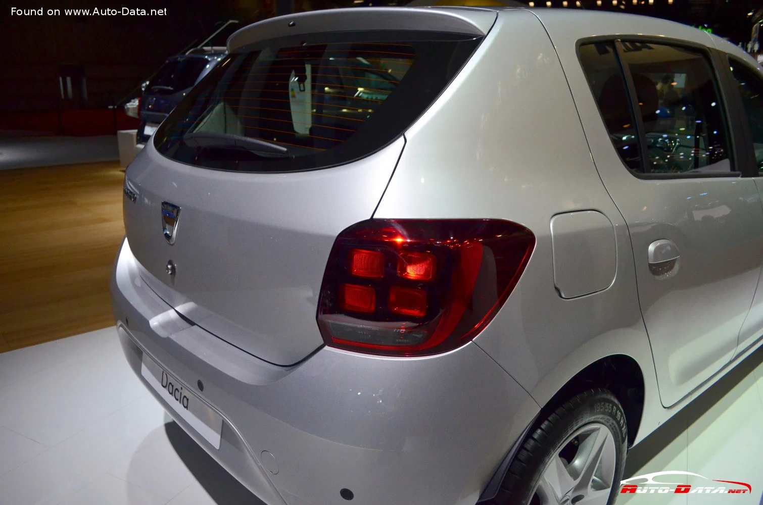 Dacia Sandero 0.9 TCe (90 Hp) LPG Start&Stop2016 - 2020 thumbnail 6