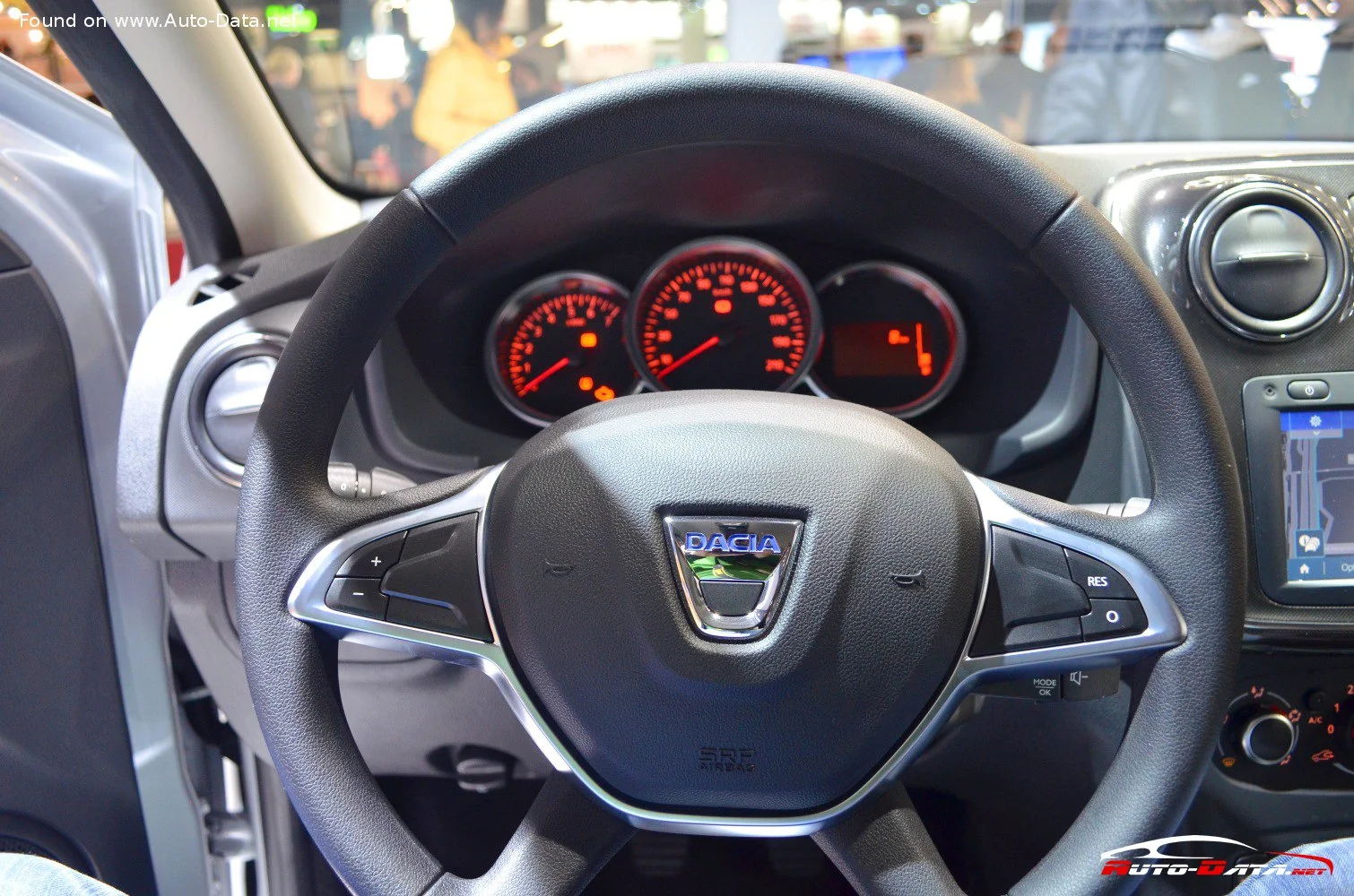 Dacia Sandero 0.9 TCe (90 Hp) LPG Start&Stop2016 - 2020 thumbnail 9