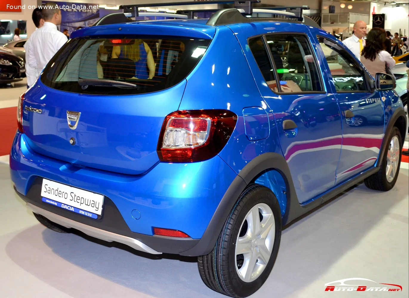 Dacia Sandero 0.9 Tce (90 Hp)2012 - 2015 thumbnail 2