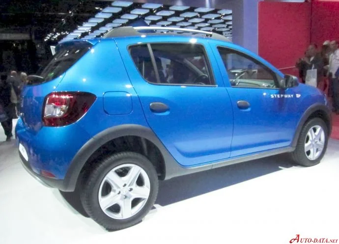 Dacia Sandero 0.9 Tce (90 Hp)2012 - 2015 thumbnail 6