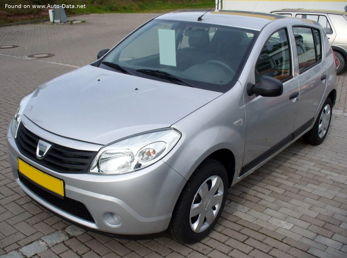 Dacia Sandero 1.2 (75/72 Hp) LPG2010 - 2012 - 1